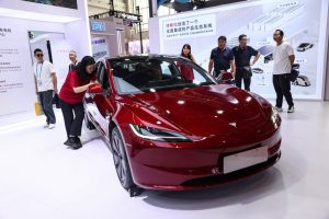 Tesla надгражда системата за гласов асистент EV с AI от DeepSeek и ByteDance