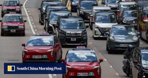 Китай дава първите по рода си одобрения за автономно шофиране L3