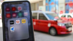 Ограничаването на разрешенията за возене в Хонконг за собствениците на автомобили ще възпира незаконните шофьори