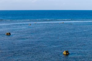 Китайската брегова охрана провежда патрули около остров Huangyan