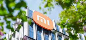 Изпълнителният директор на Xiaomi Лей Джун предоставя стипендия от един милион юана в университета Ухан