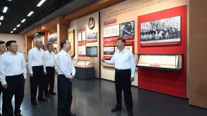 Китайският Си Дзинпин удвоява интеграцията на Голямата зона на залива по време на пътуването си до Гуандун