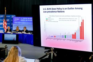 Американските съветници по ваксините казват, че не всички новородени се нуждаят от ваксина срещу хепатит B, в победа за RFK Jnr