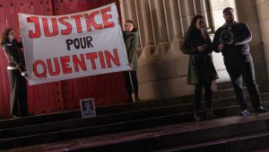 Макрон казва на Мелони да „стои в лентата“ заради забележки относно смъртта на крайнодесен активист във Франция