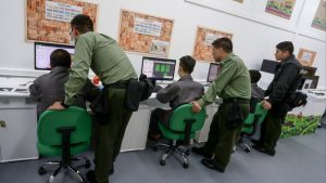 Протести в Хонконг: бивши млади престъпници, изпратени на разменни обиколки в континентален Китай