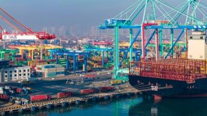 Нацията се противопоставя на новите американски мита