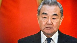 Външният министър Уанг И очертава външнополитическата посока на Китай сред „две сесии“