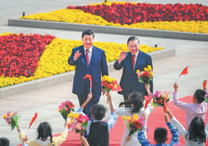 Пекин и Ханой обещават да засилят връзките си